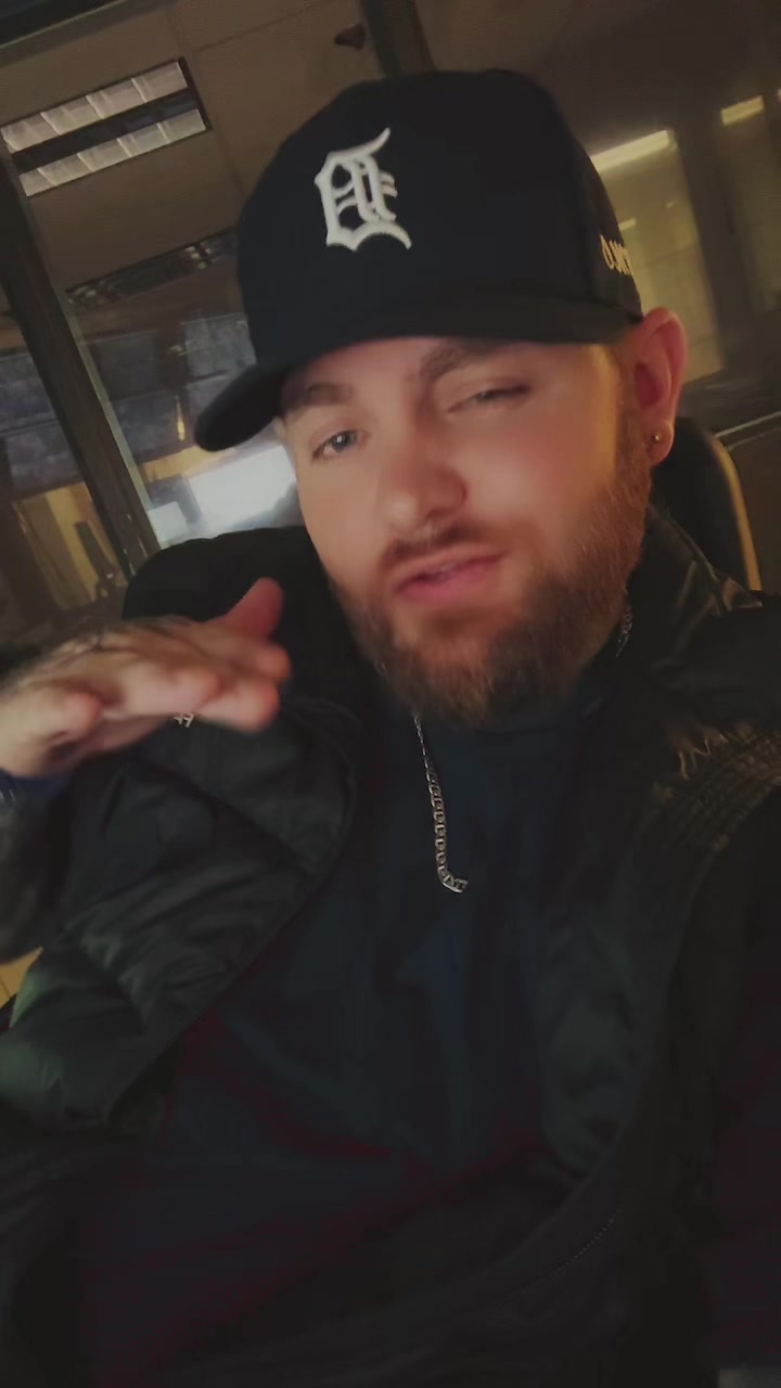 @BiG_Mo