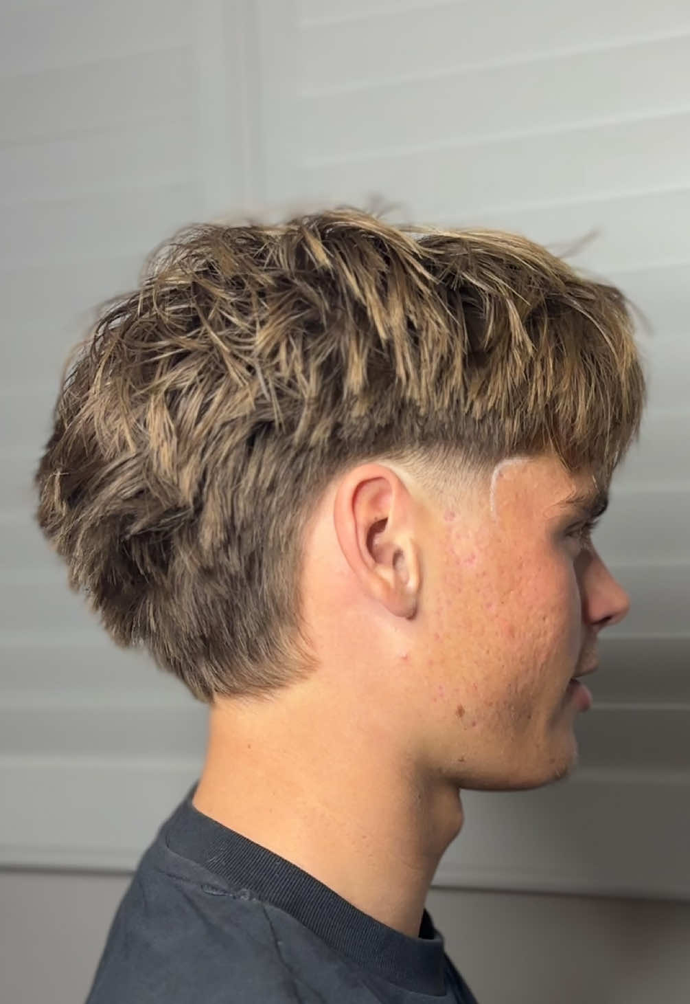 @OLI BARBER