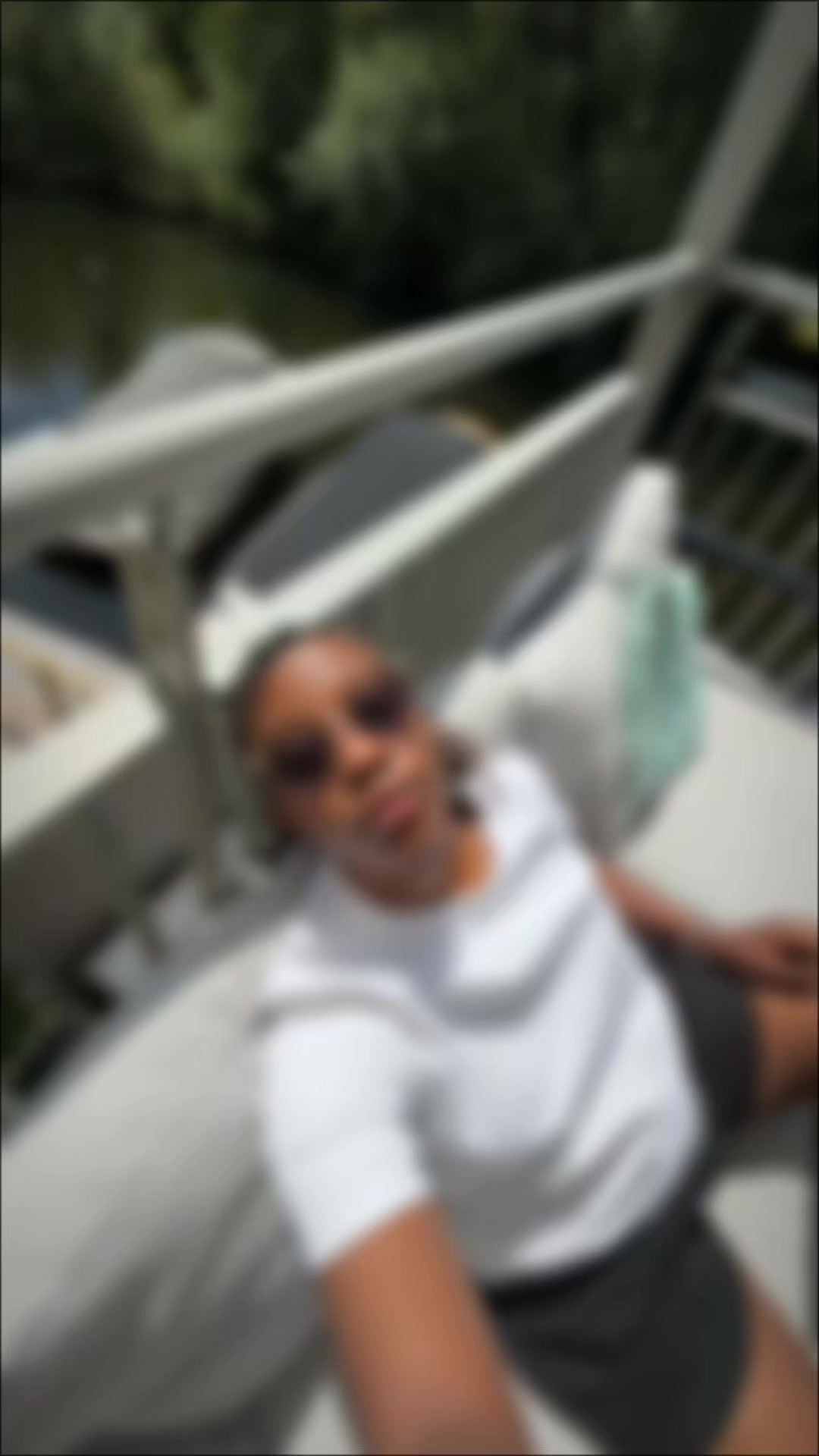 @𝗕𝗥𝗘𝗘☑️