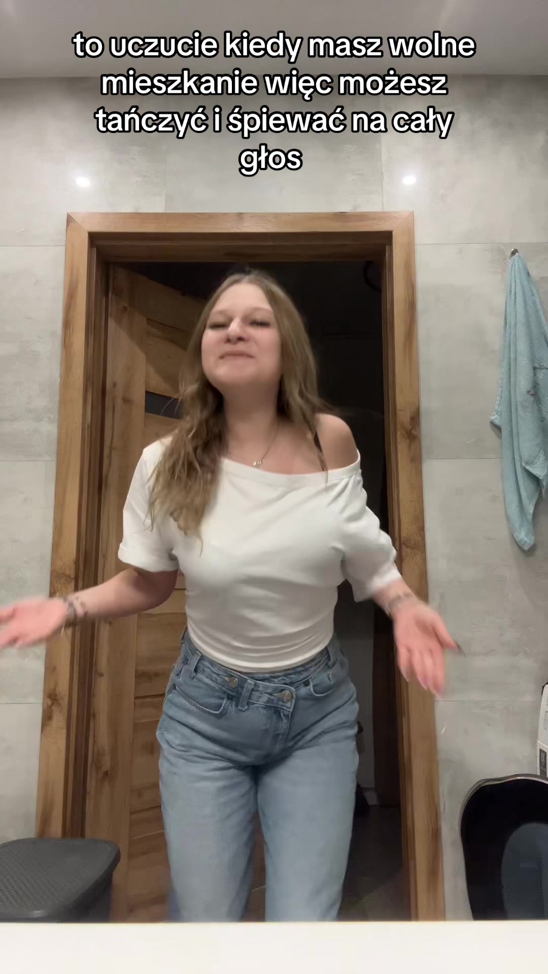 @AiluJ <3