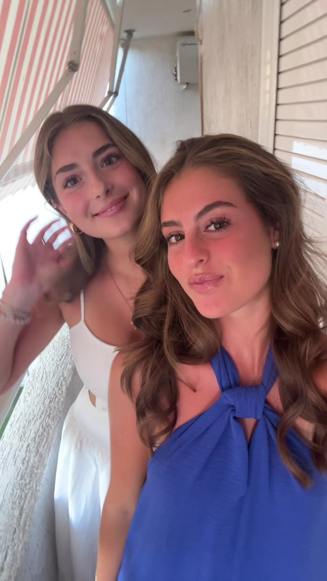 @juliaschiliro
