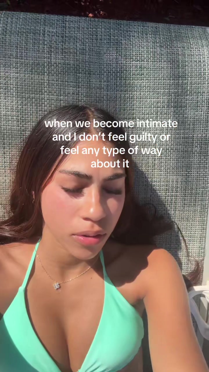 @🦄