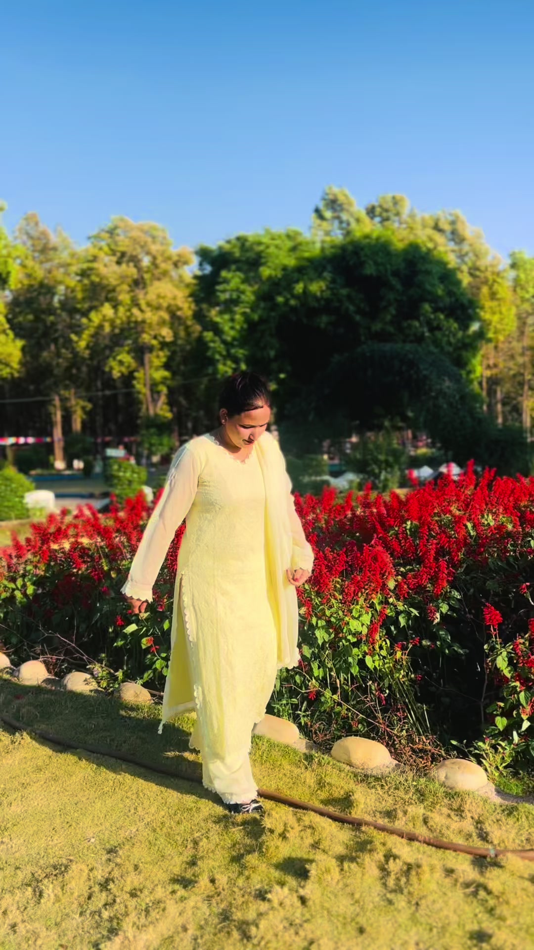 @NISHA OLI❤️