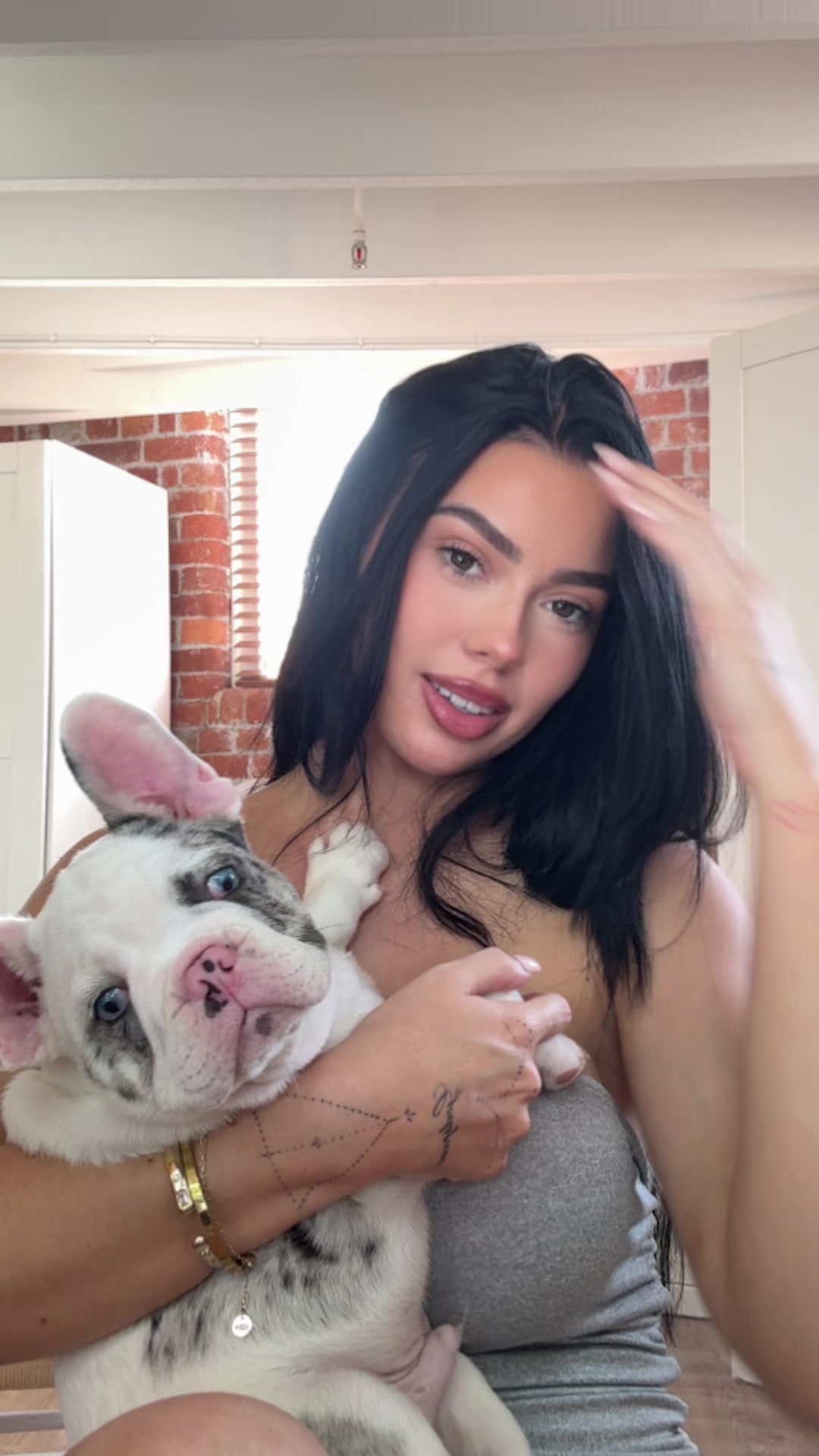 @briannahollyt