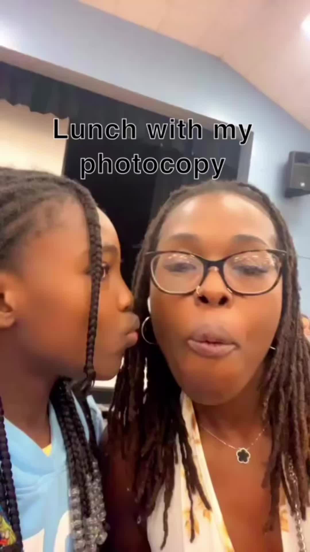 @1stladyzoe🎯👾&clubs;️