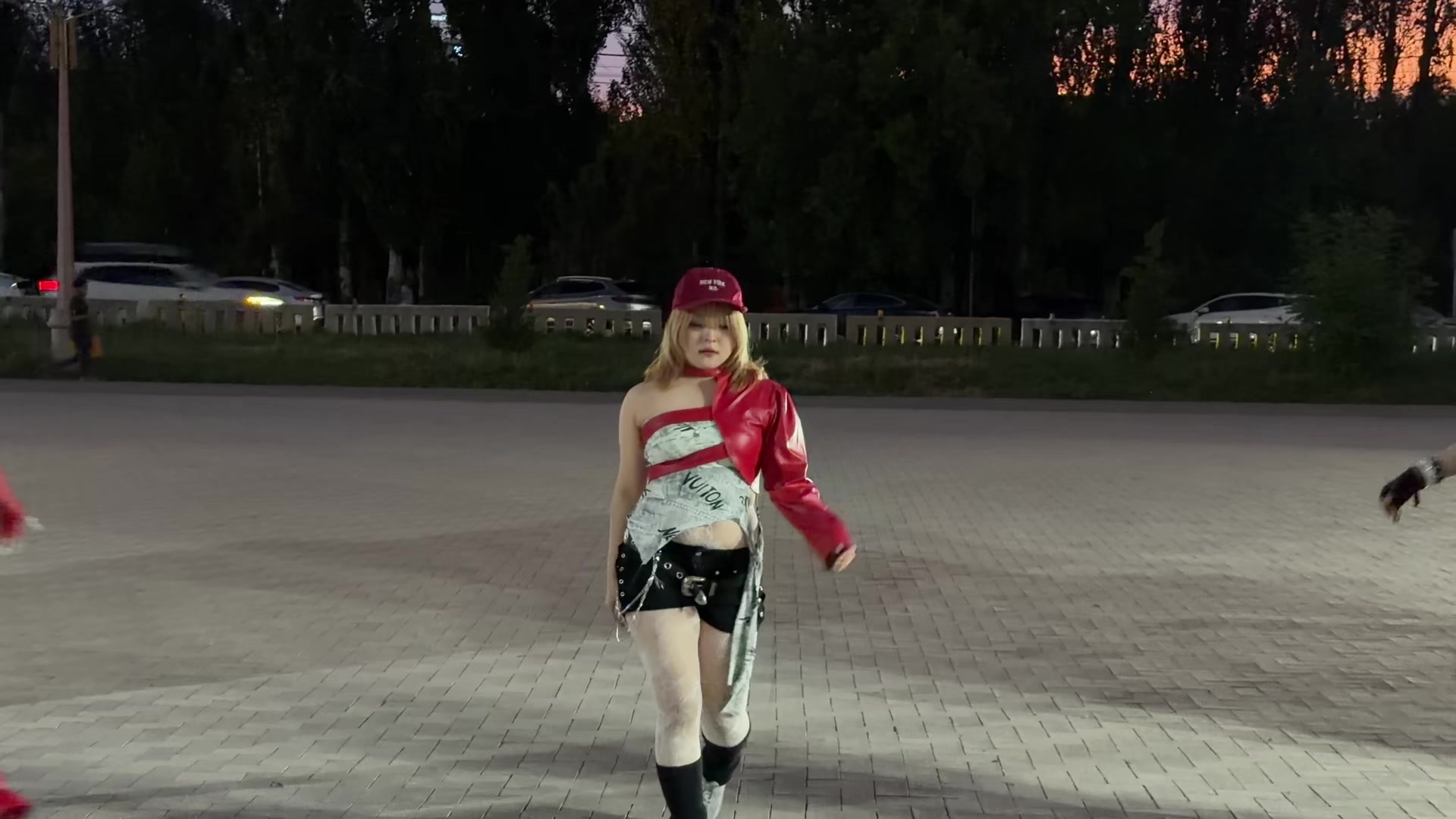 @Ясми