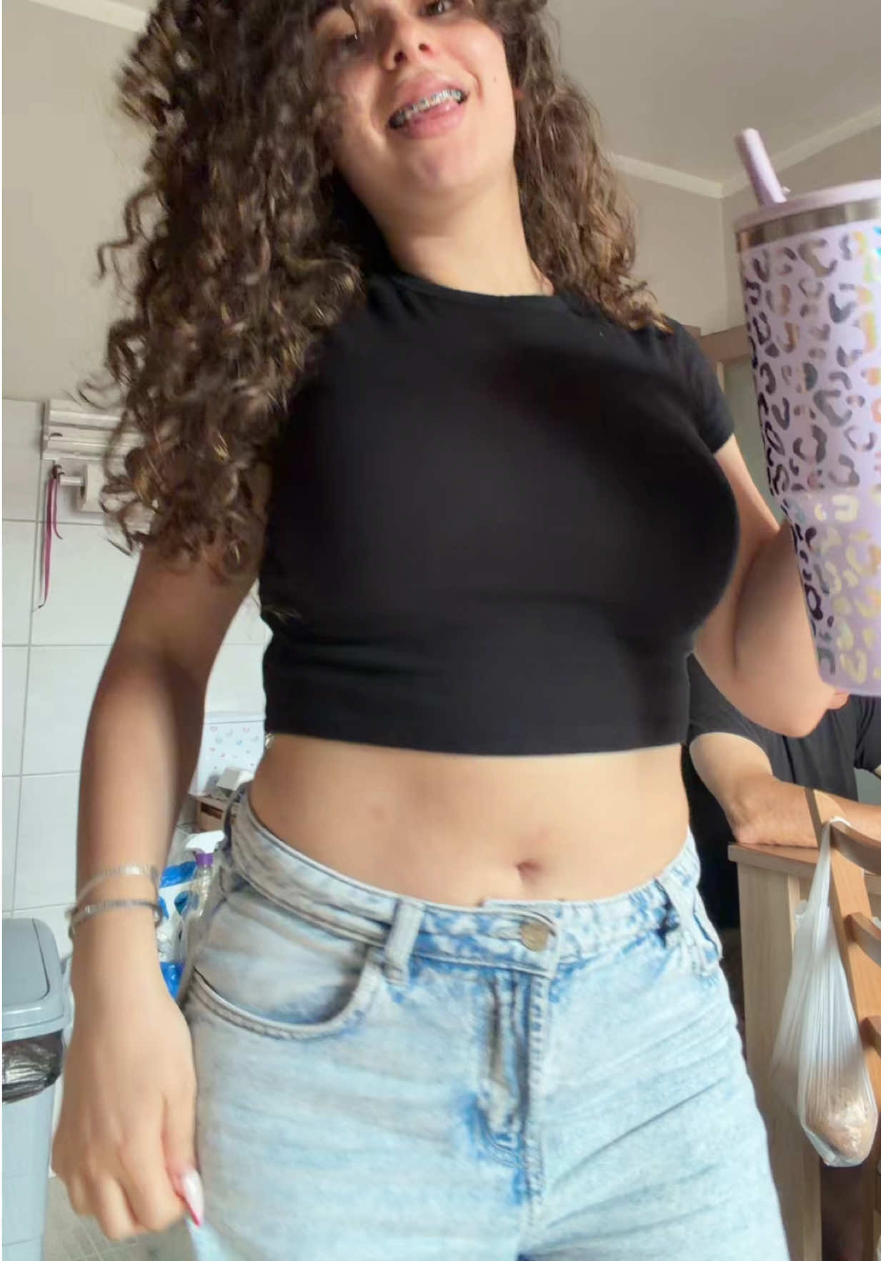 @shanagrimieri