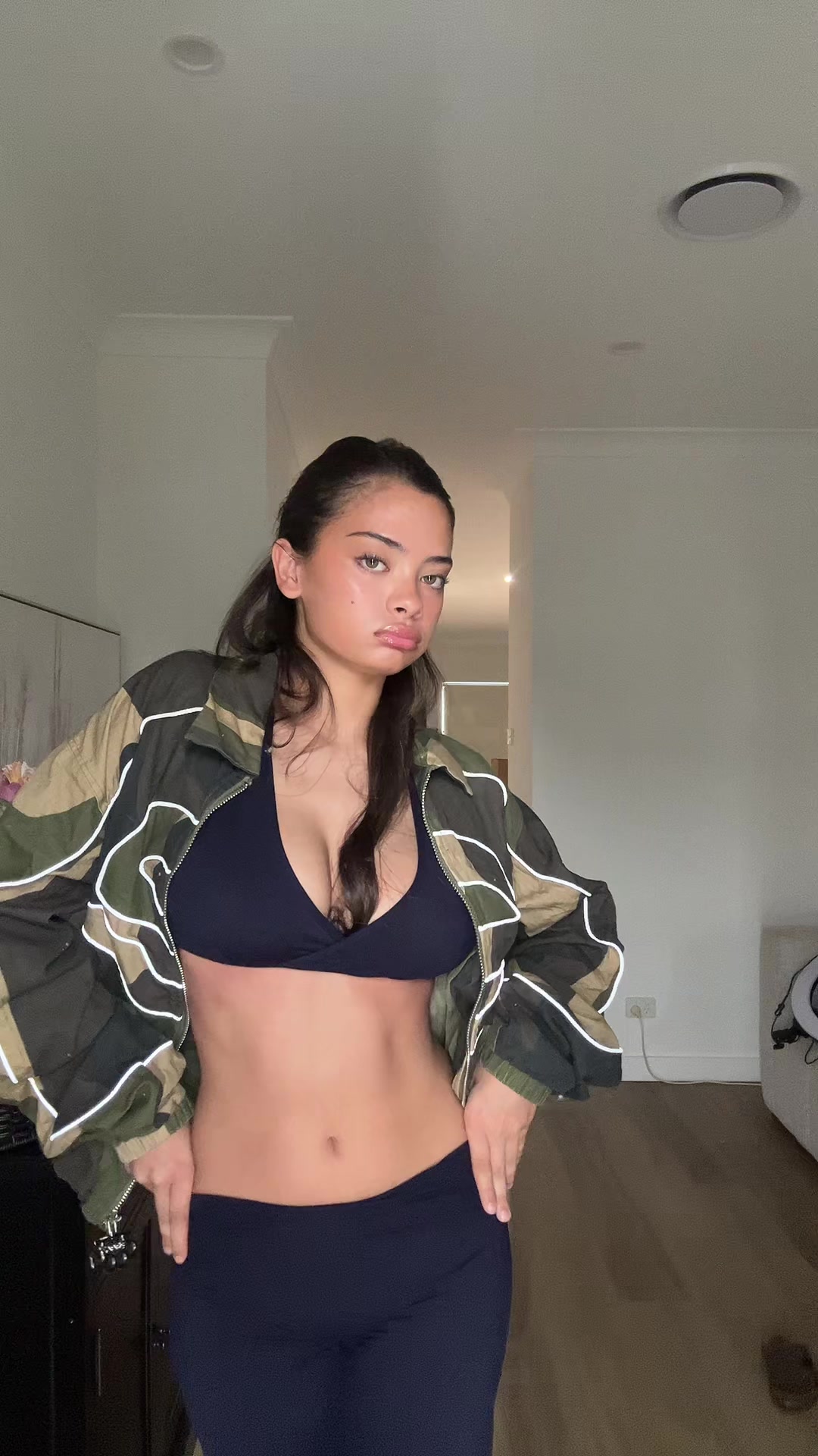 @Sienna Roberts