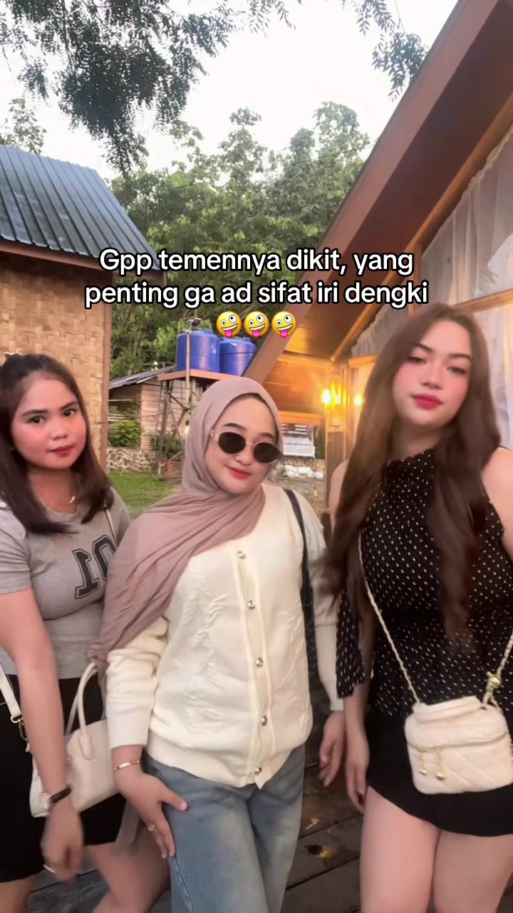 @𝐬.