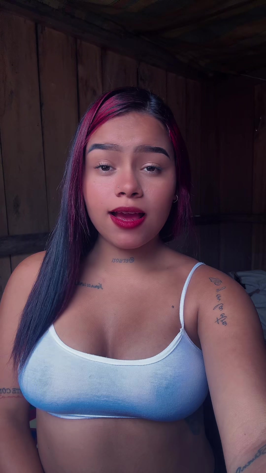 @Jessica🧡.!