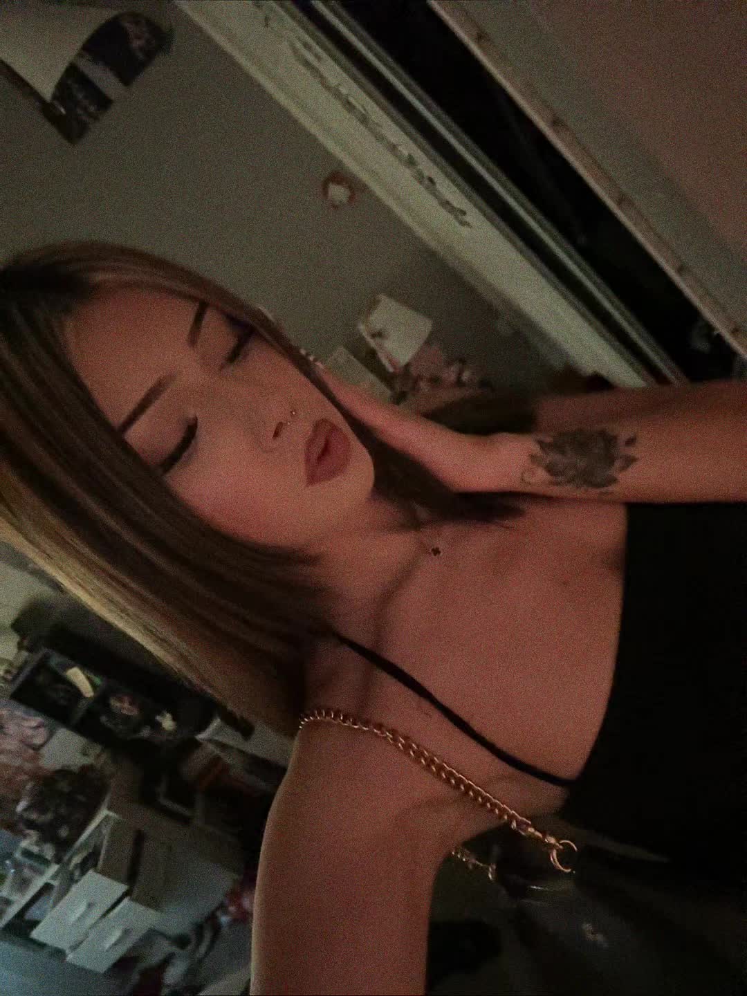 @𝒊𝒔𝜶𝜷𝜺𝜾𝜾𝜺