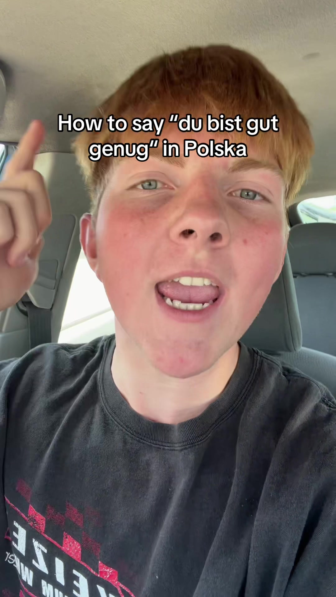 @FreakyAhCousin