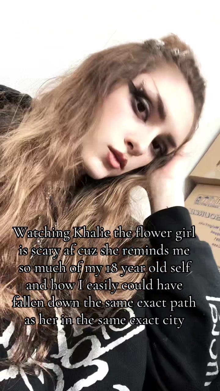 @Lizzilunaa