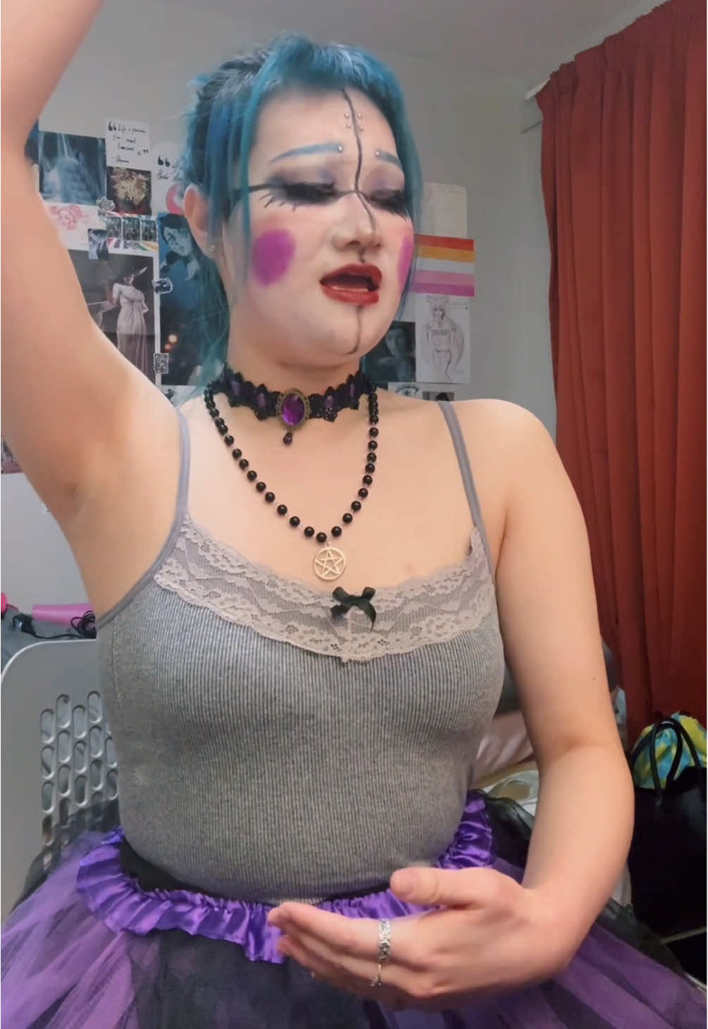 @Hxnn