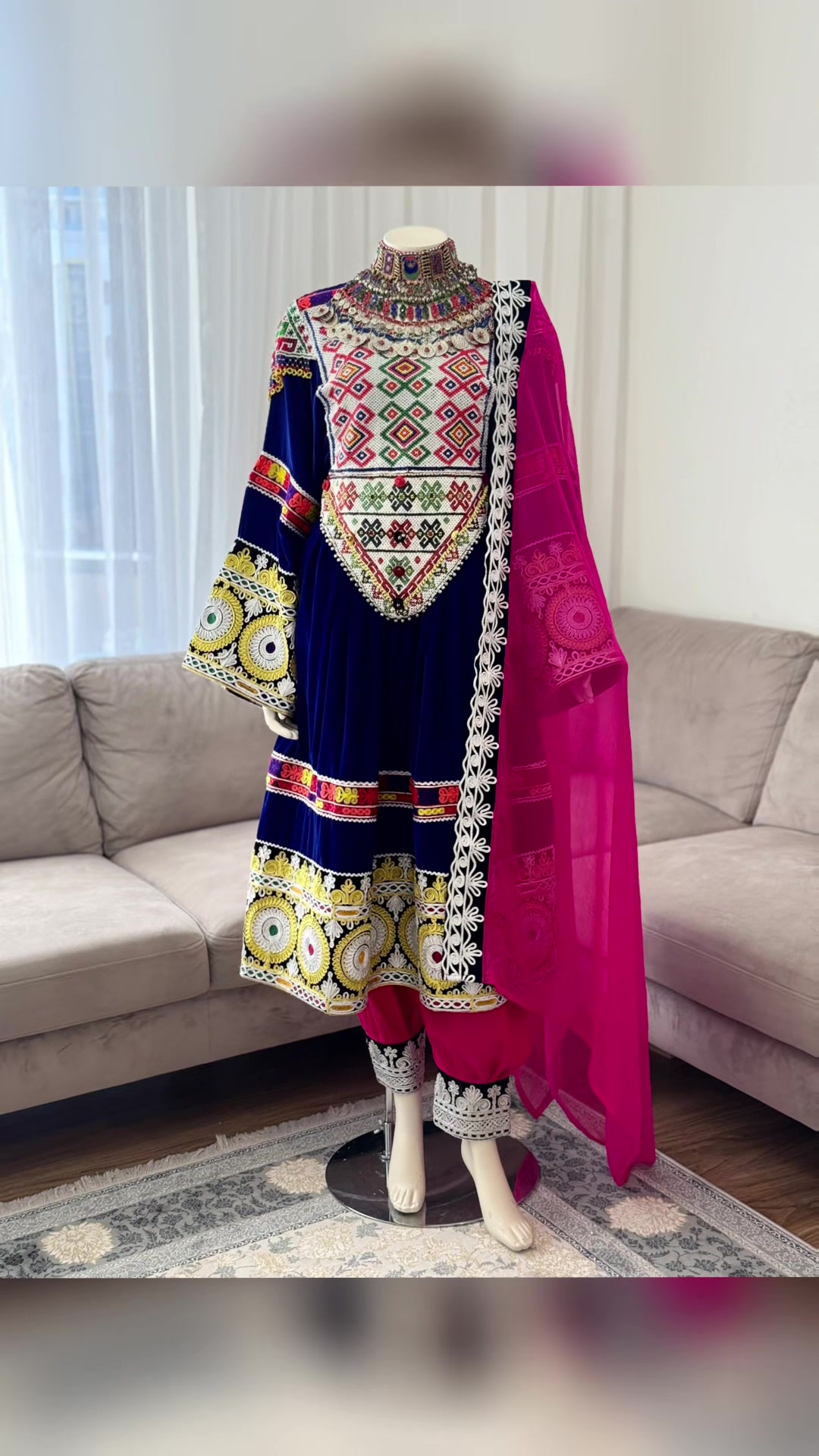@Nesa Fashion