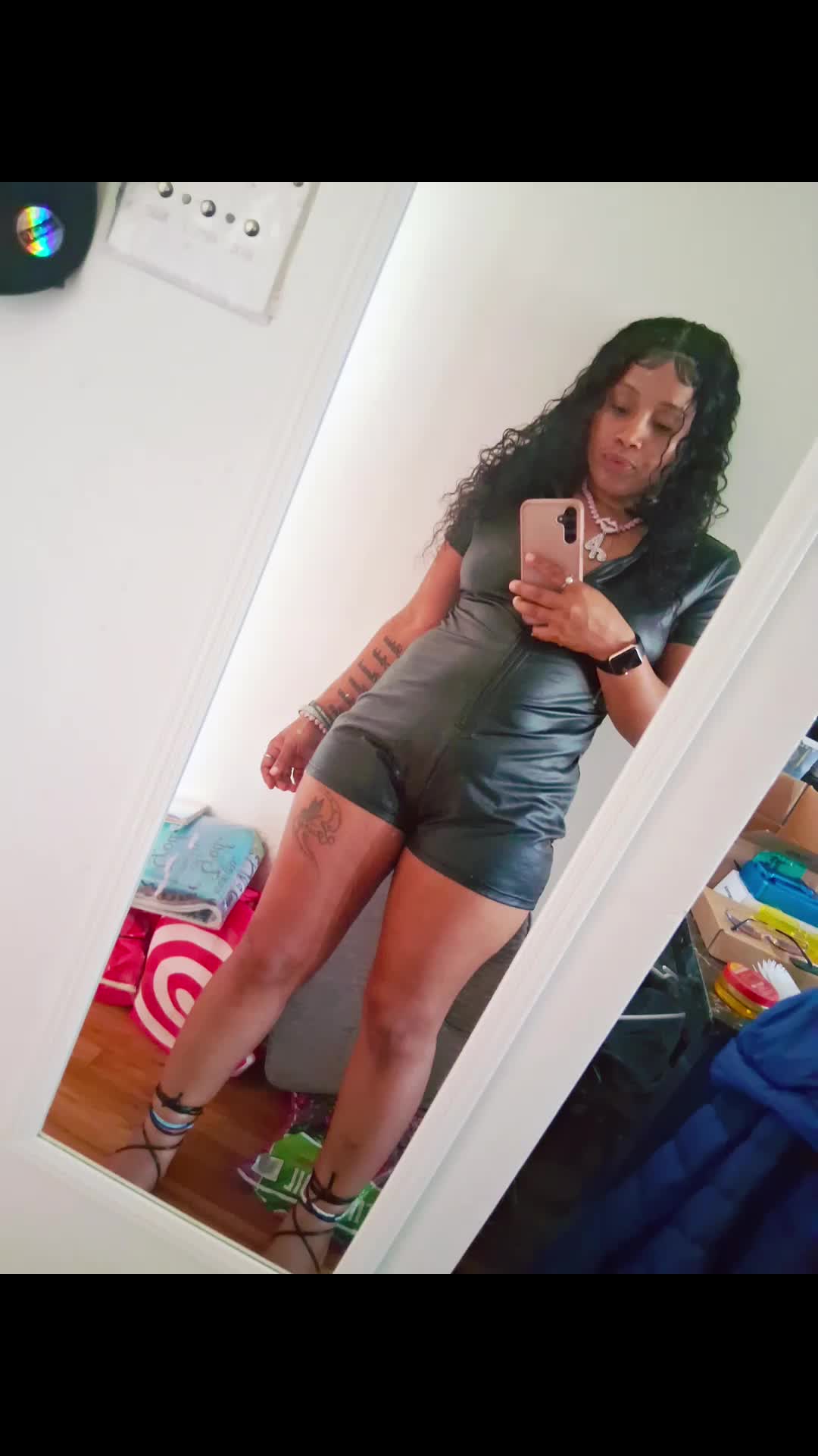 @Leelashes