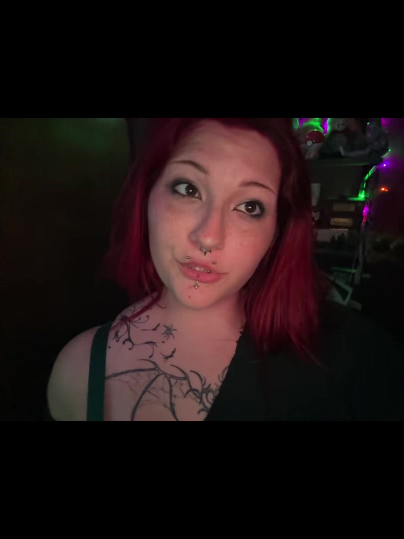 @GloomyBear>:3