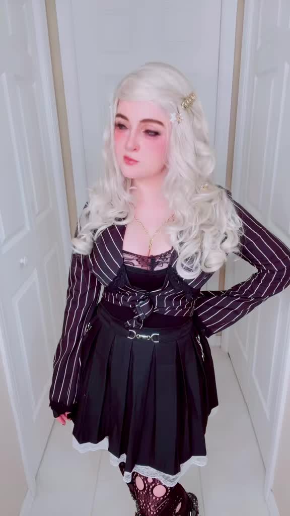@Lilkirakitty