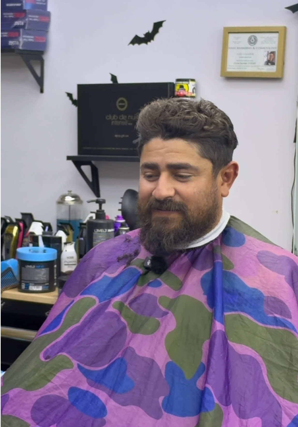 @Jisai Barber
