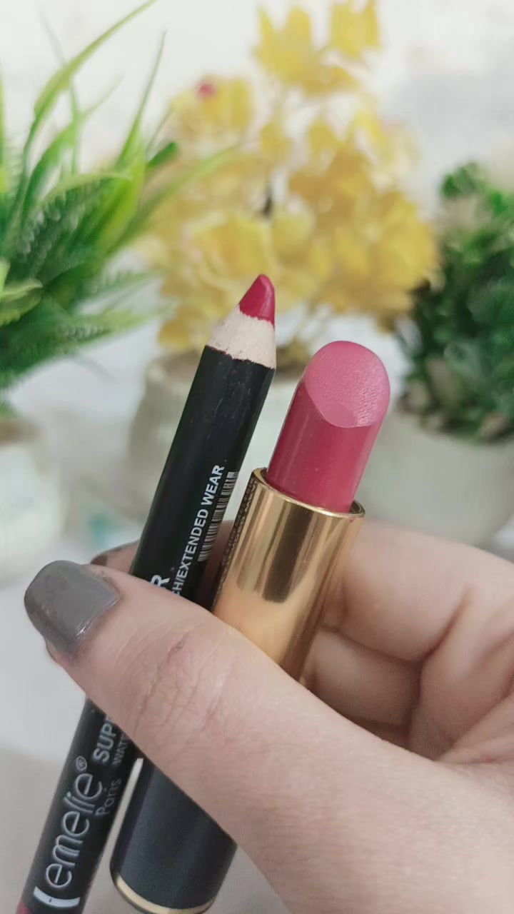 @Glossy rimsha💄