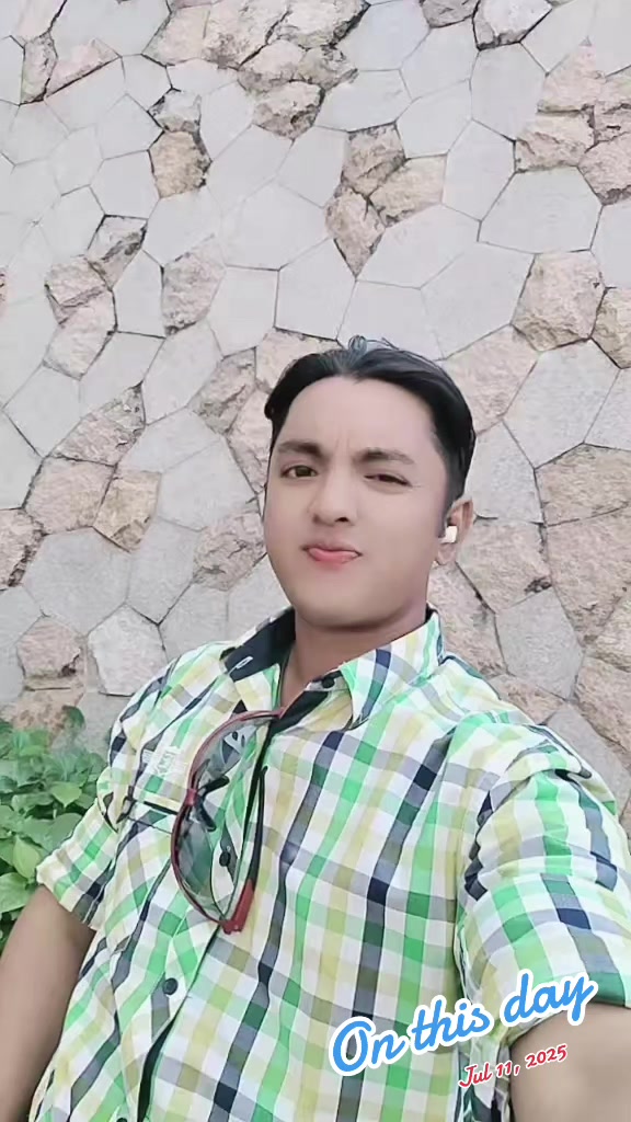 @M Lover boy.