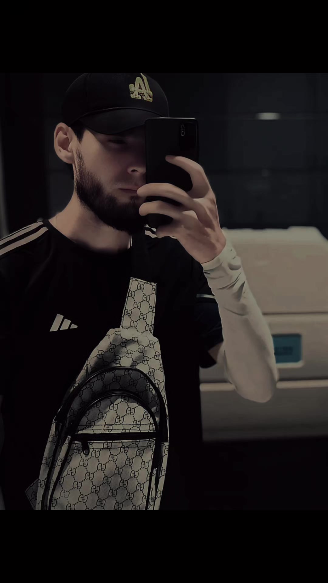@akhi_makhmud
