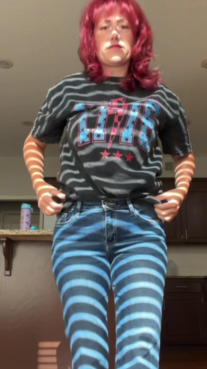 @K E L L S