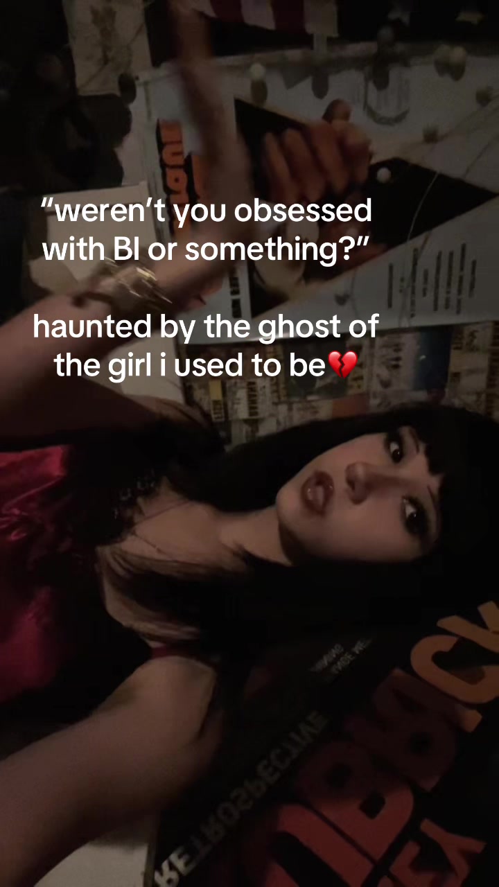 @𝒱&rsquo;