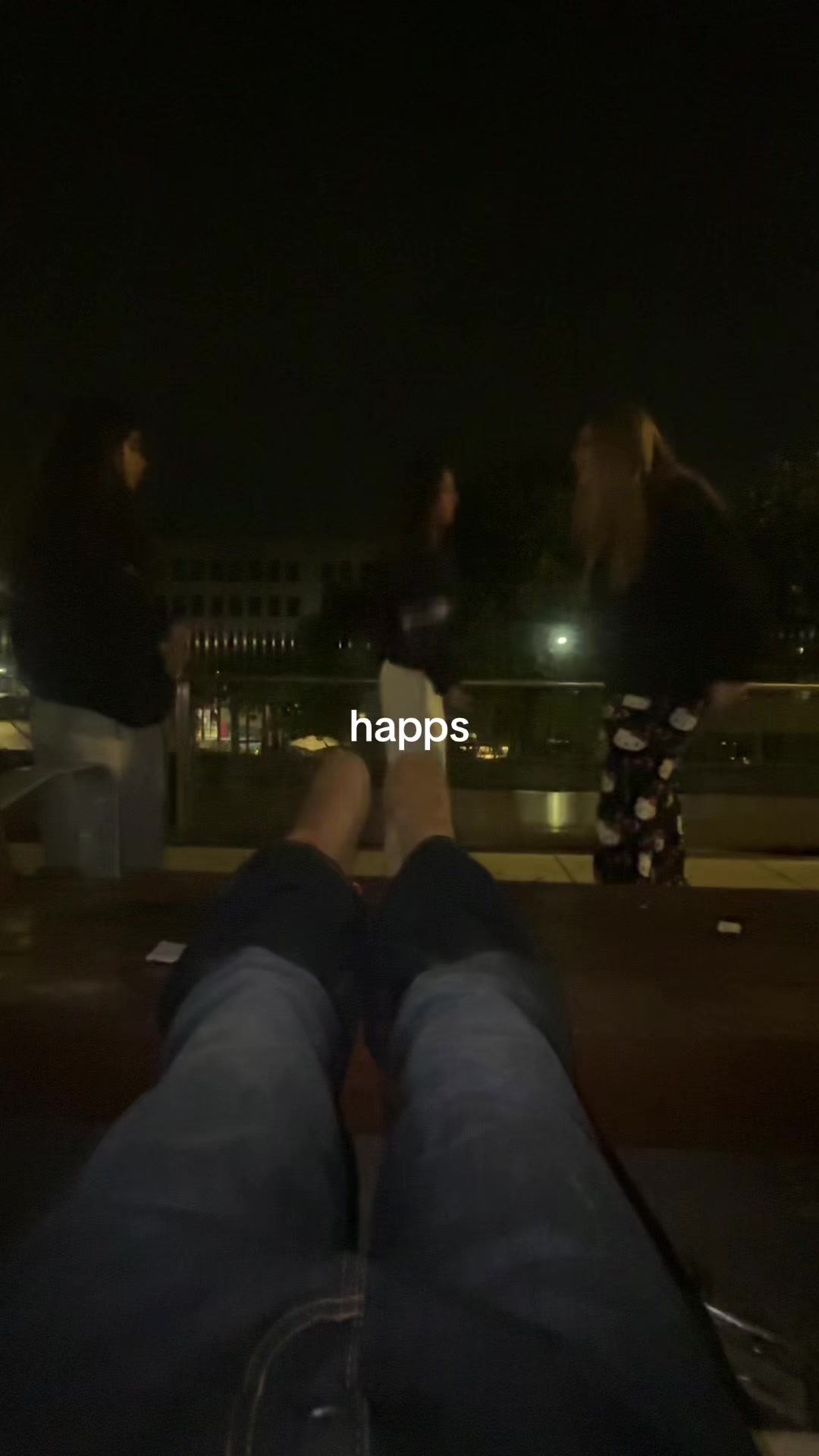 @🧞
