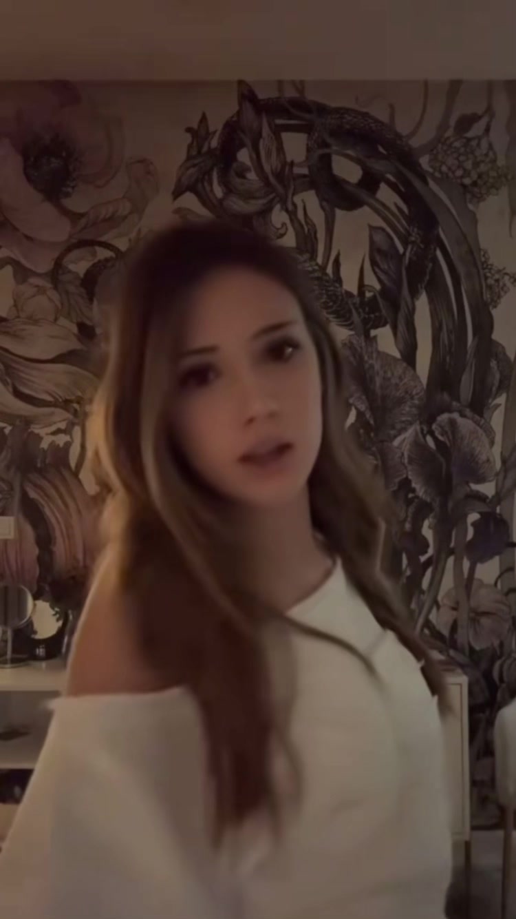 @𝒻𝒶𝓌𝓃𝑔𝒾𝓇𝓁.𝓍𝑜