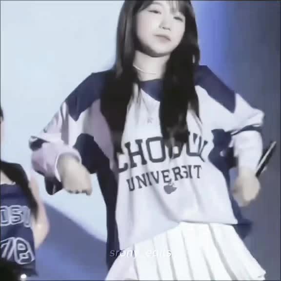 @𝙨𝙧𝙤𝙣𝙮 𝙚𝙙𝙞𝙩𝙨