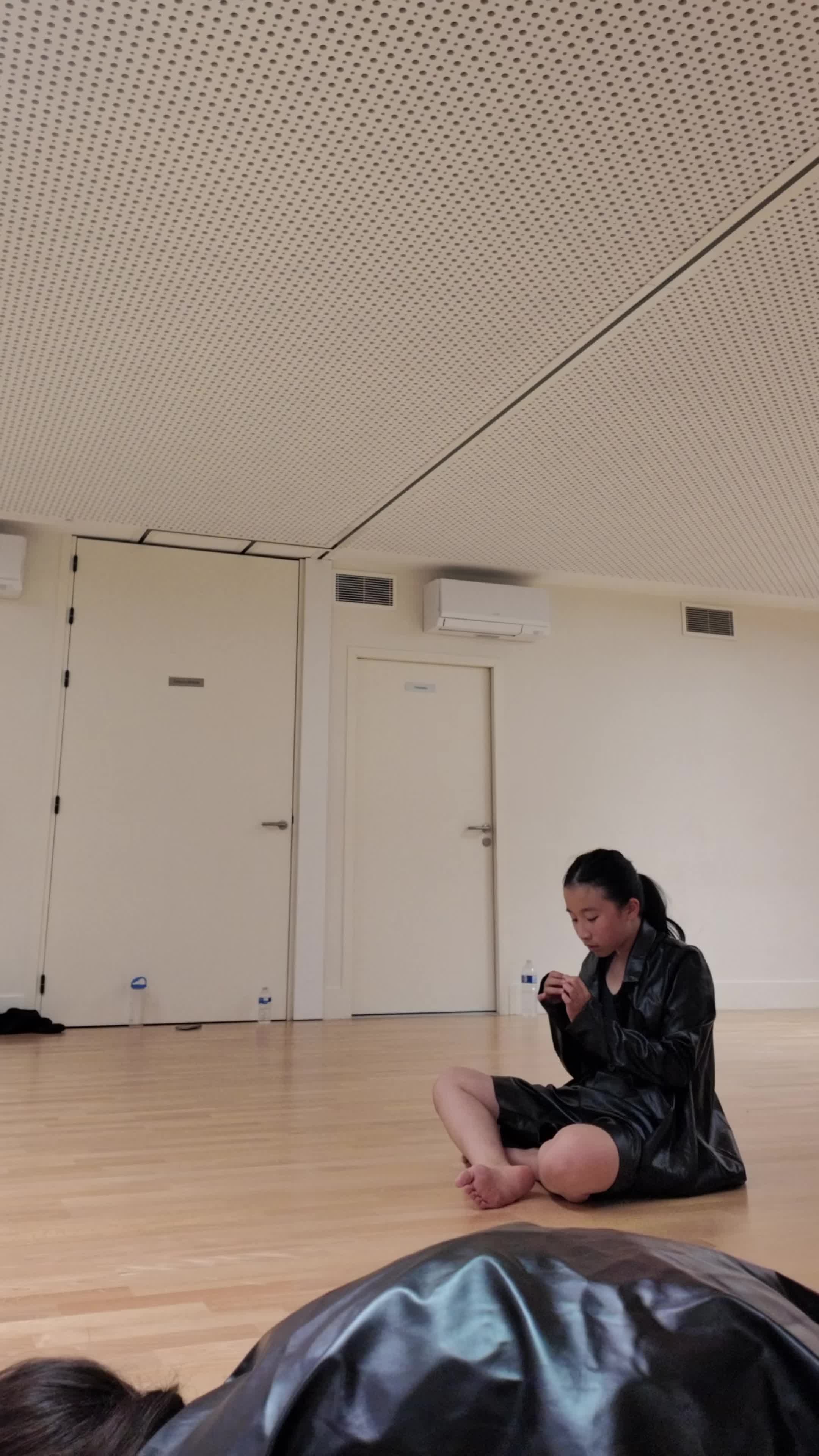 @NEEDS DANCE CREW