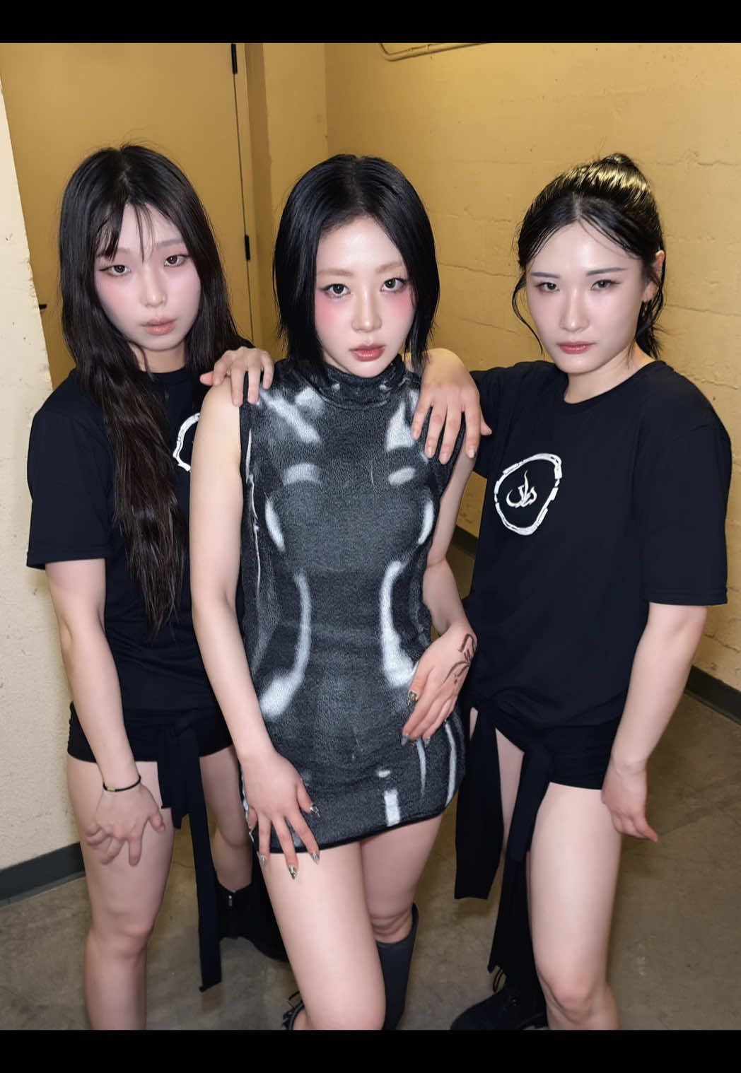 @Yves_official