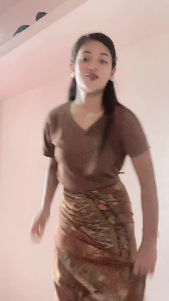@आशिका💕