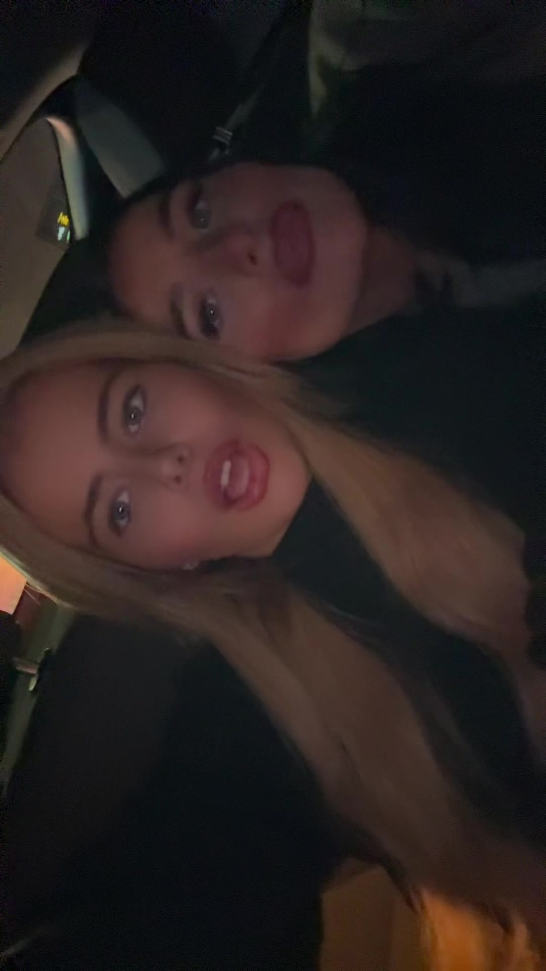 @hallejox