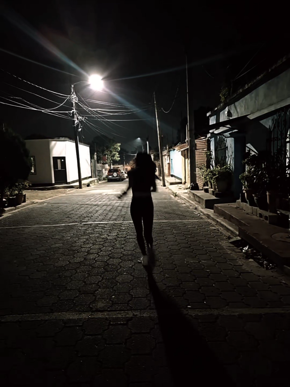 @Ɛv&ordf;👸🏻❤️&zwj;🔥