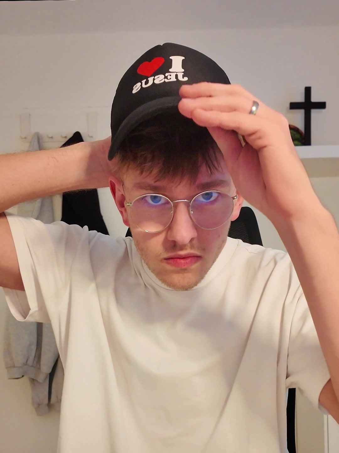 @๐๐๐๐๐๐