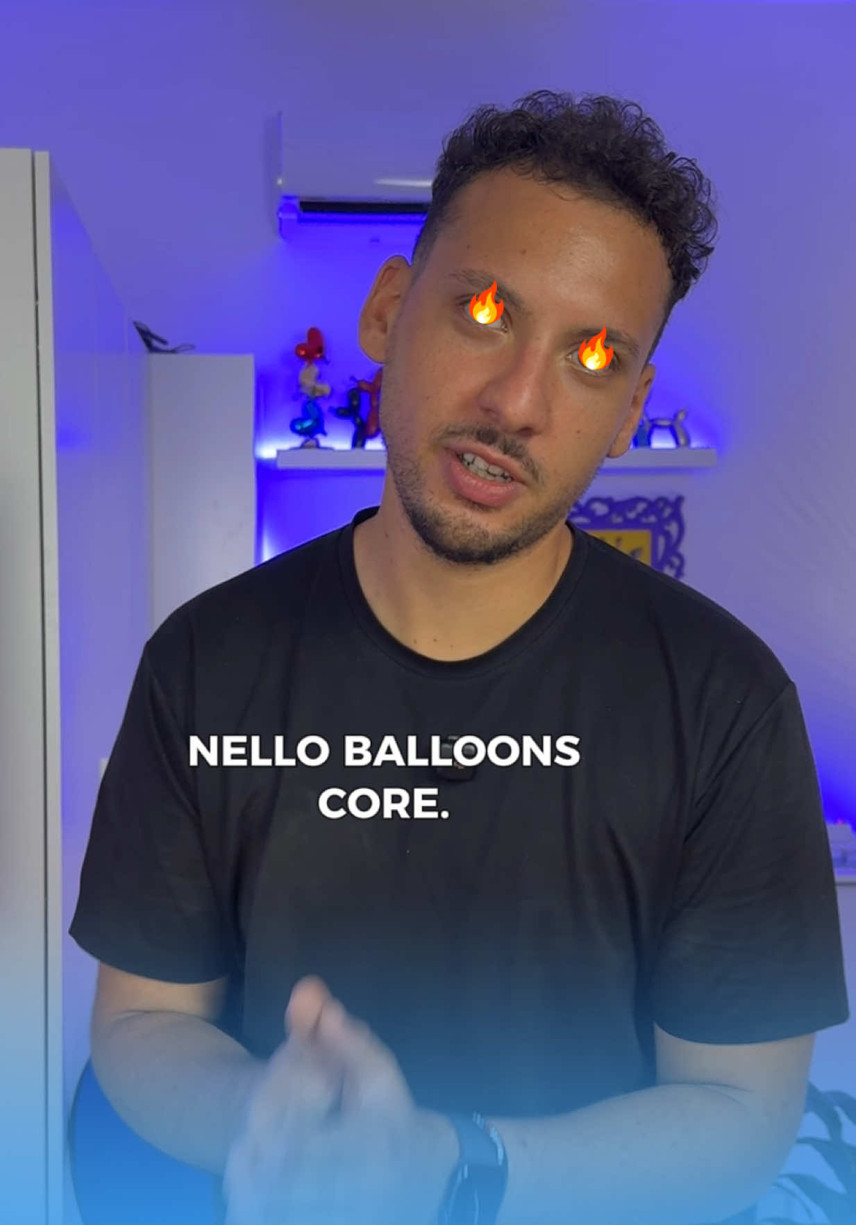 @Nello_Balloon Artist