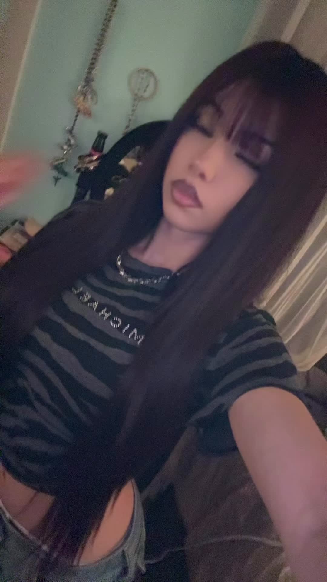 @️