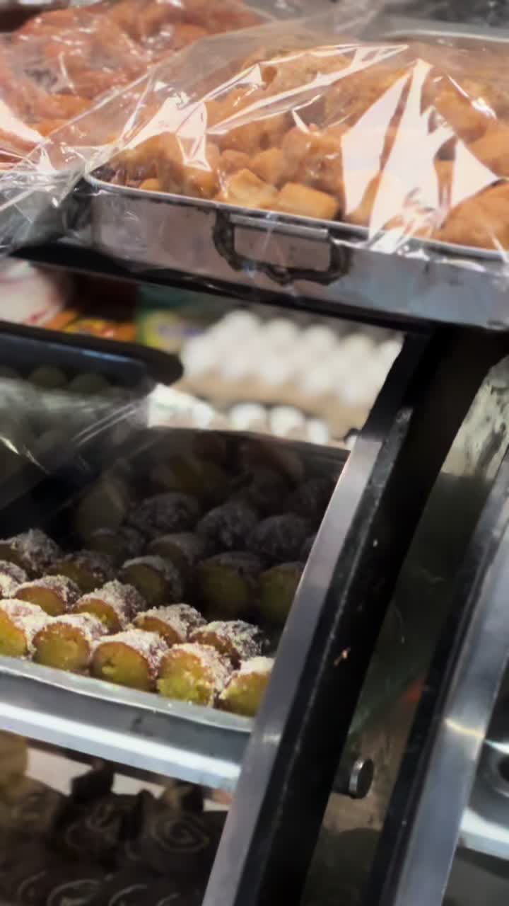 @Jan Sweets & Bakery