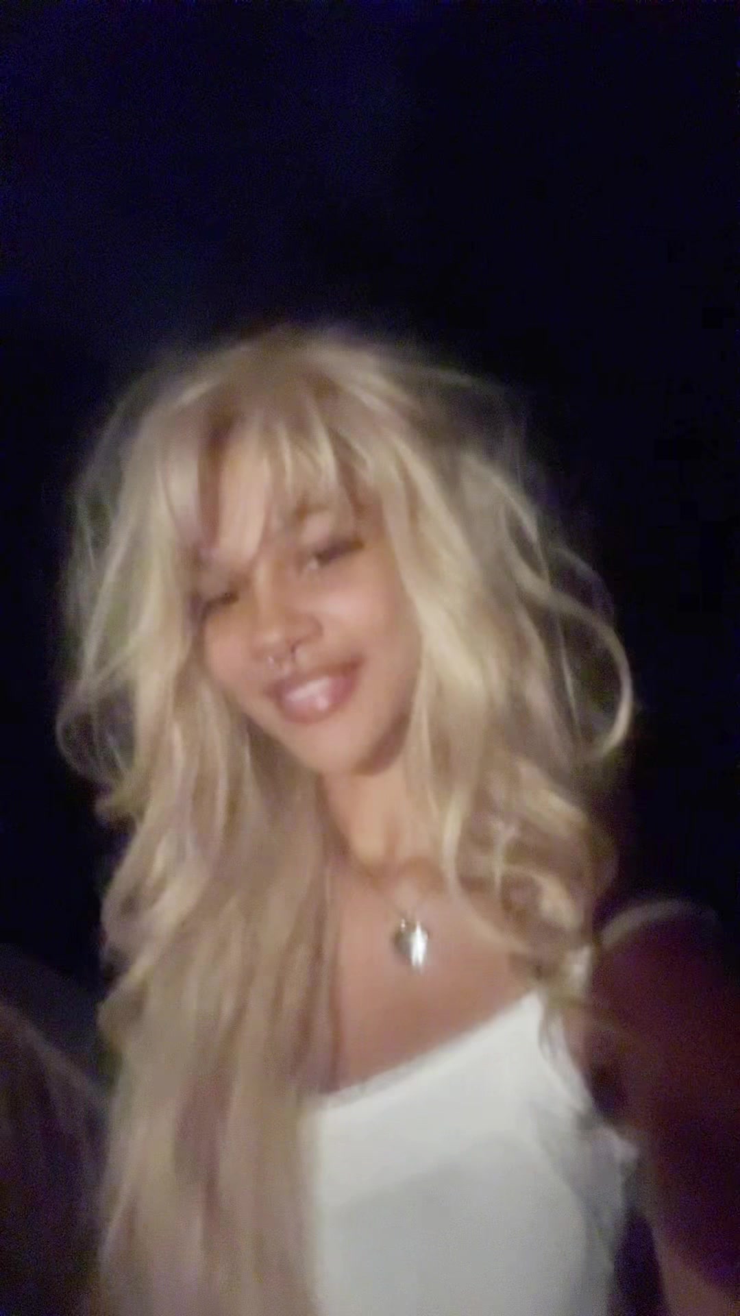 @𝔻𝕣𝕖𝕒𝕞𝕪𝔻𝕦𝕞𝔹𝕝𝕠𝕟𝕕𝕖