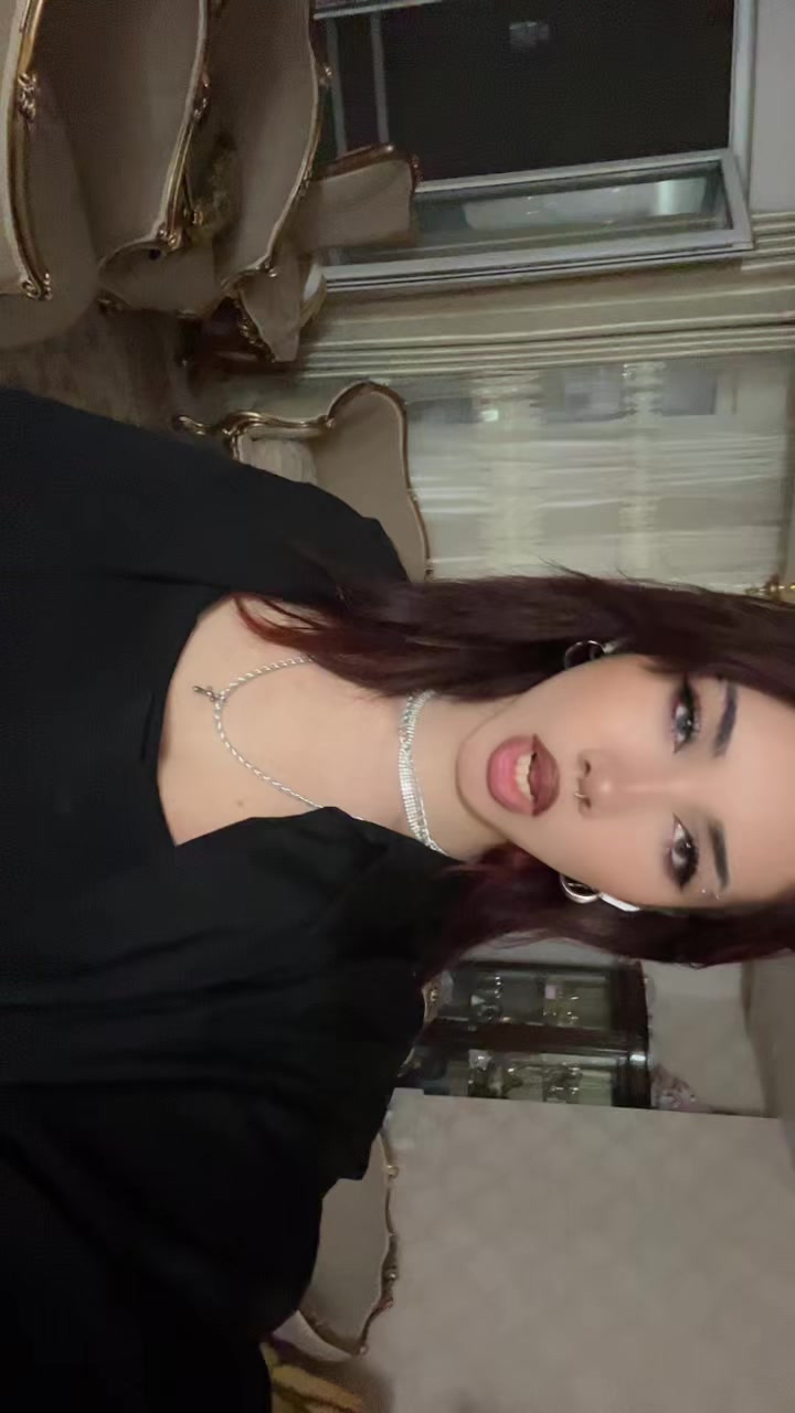 @hellxxrz