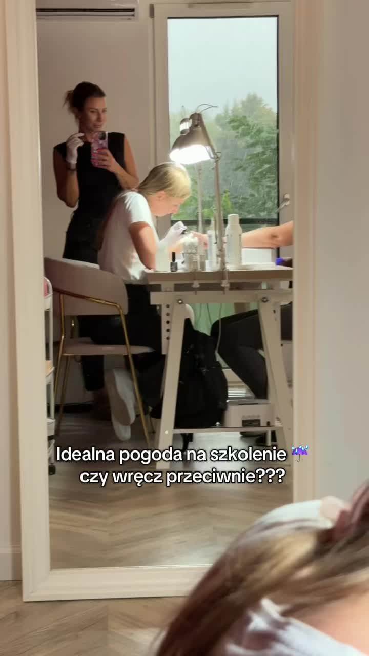 @zuk_nails
