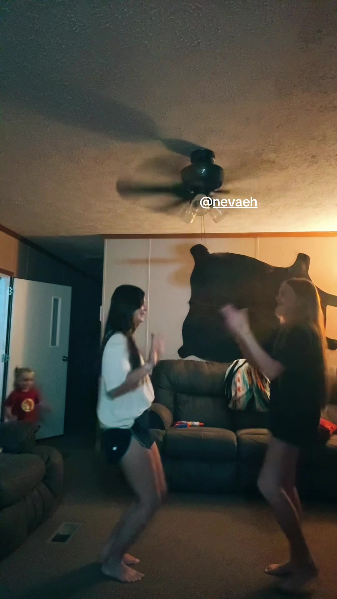@ʎǝqqɐ
