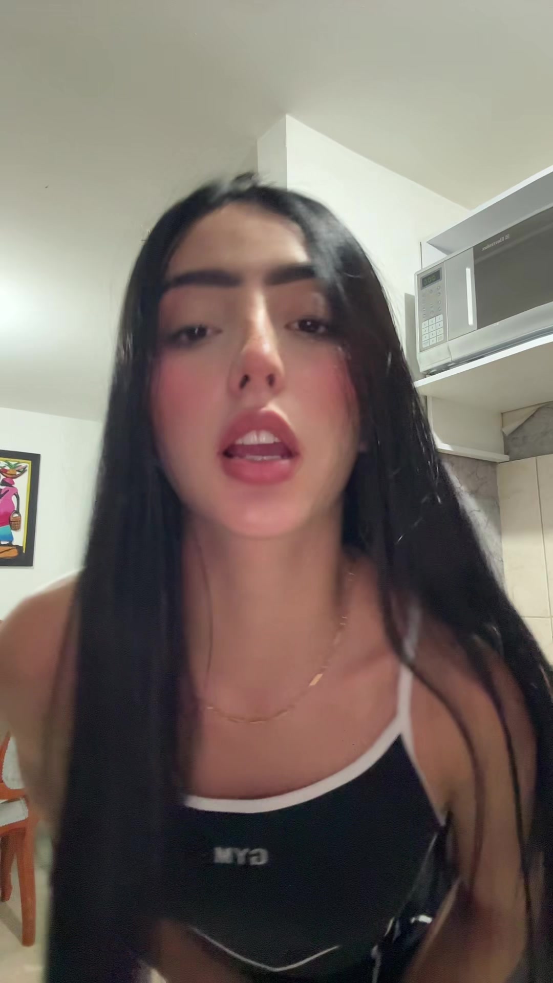 @Ale🙂↕️