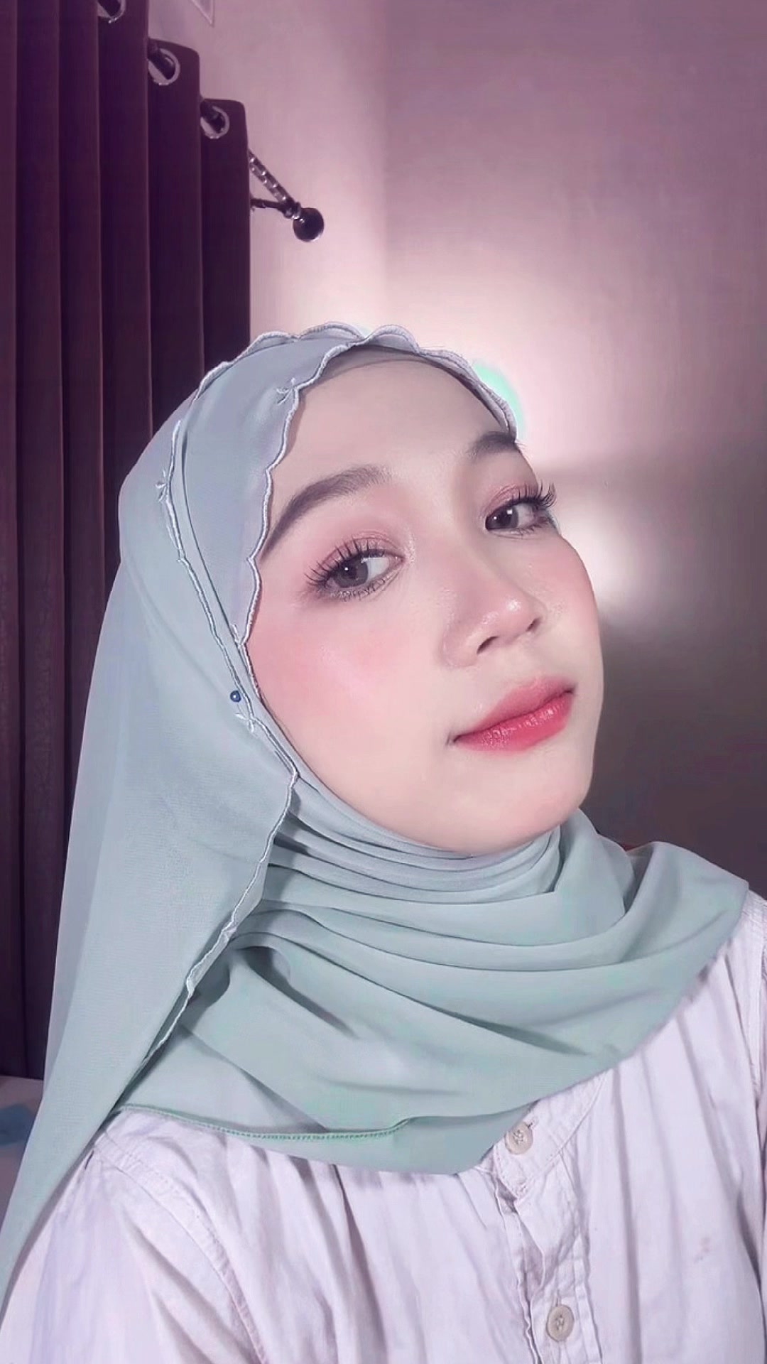 @nisaalhadni