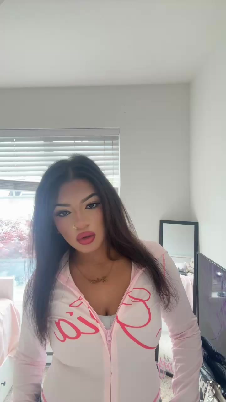 @Latina Punjaban💓