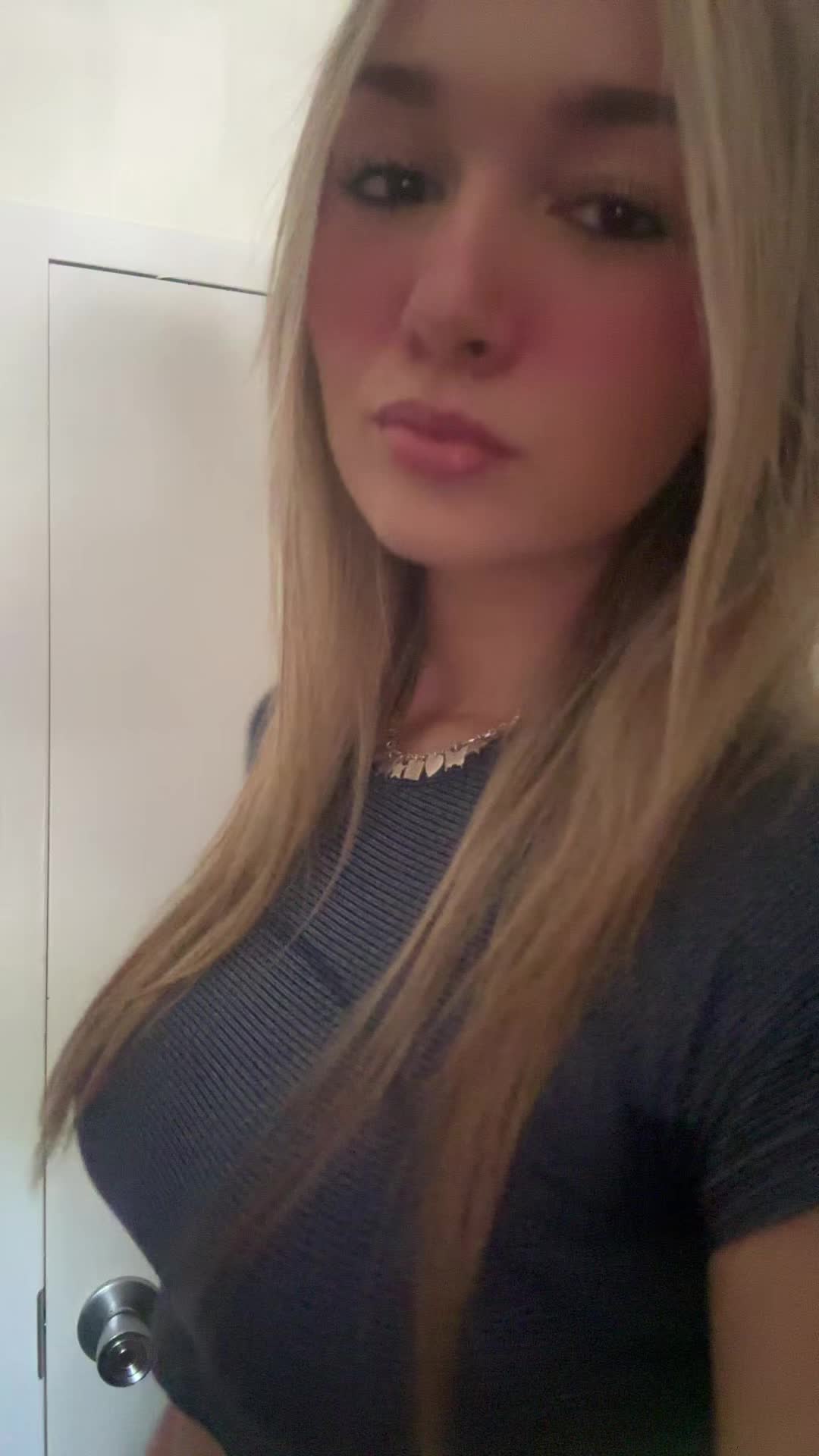 @anna