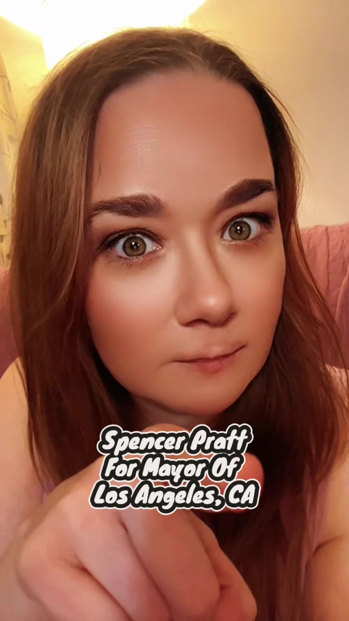 @MelissaIsLoud