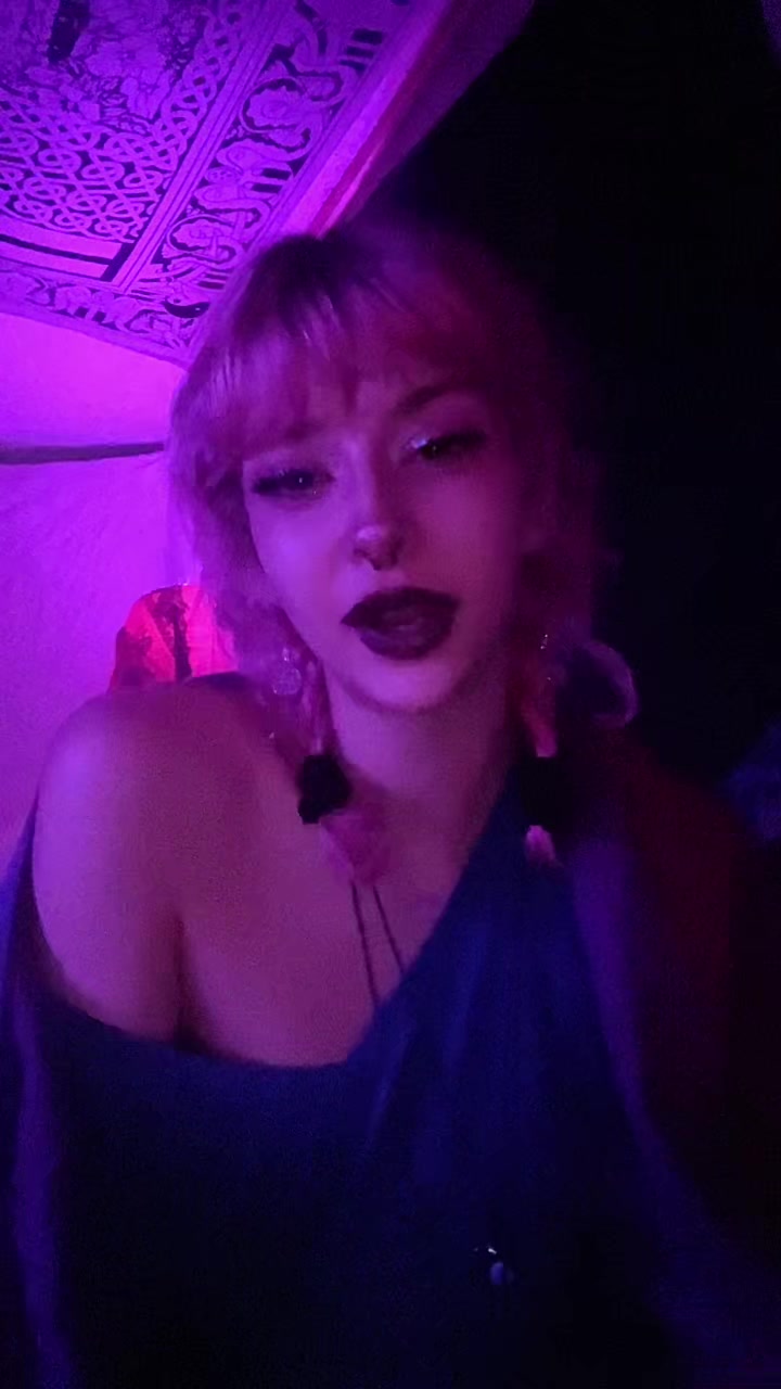 @avi